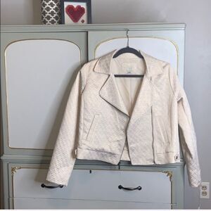 New day coat